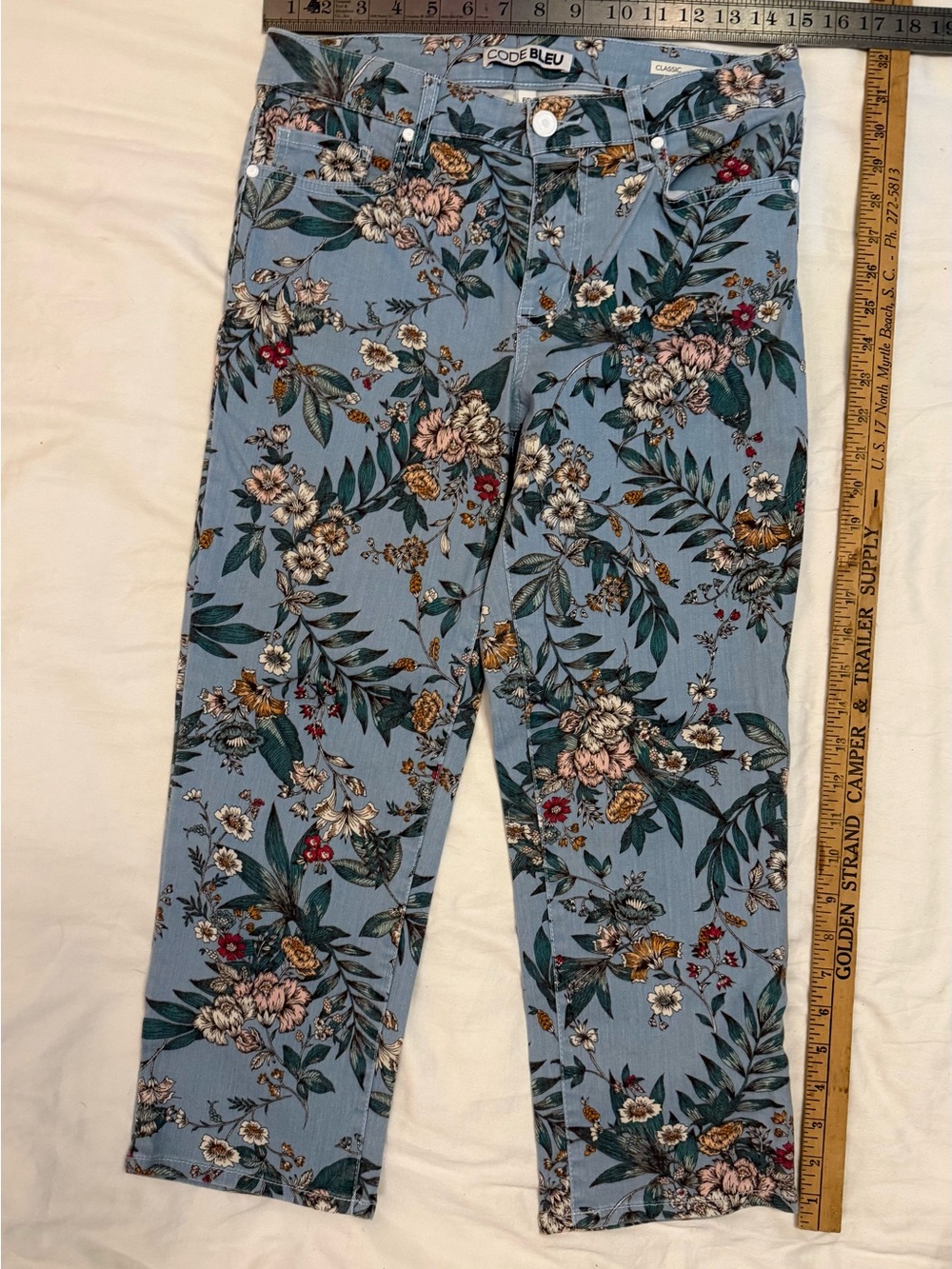 Code Bleu Blue Floral Cropped Jeans
